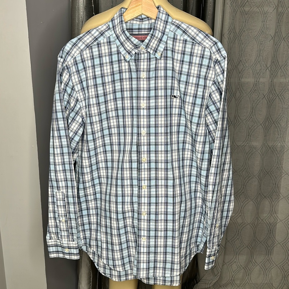 Vineyard Vines Slim Fit Whale Shirt Blue Plaid Sz S 100% cotton long sleeves.